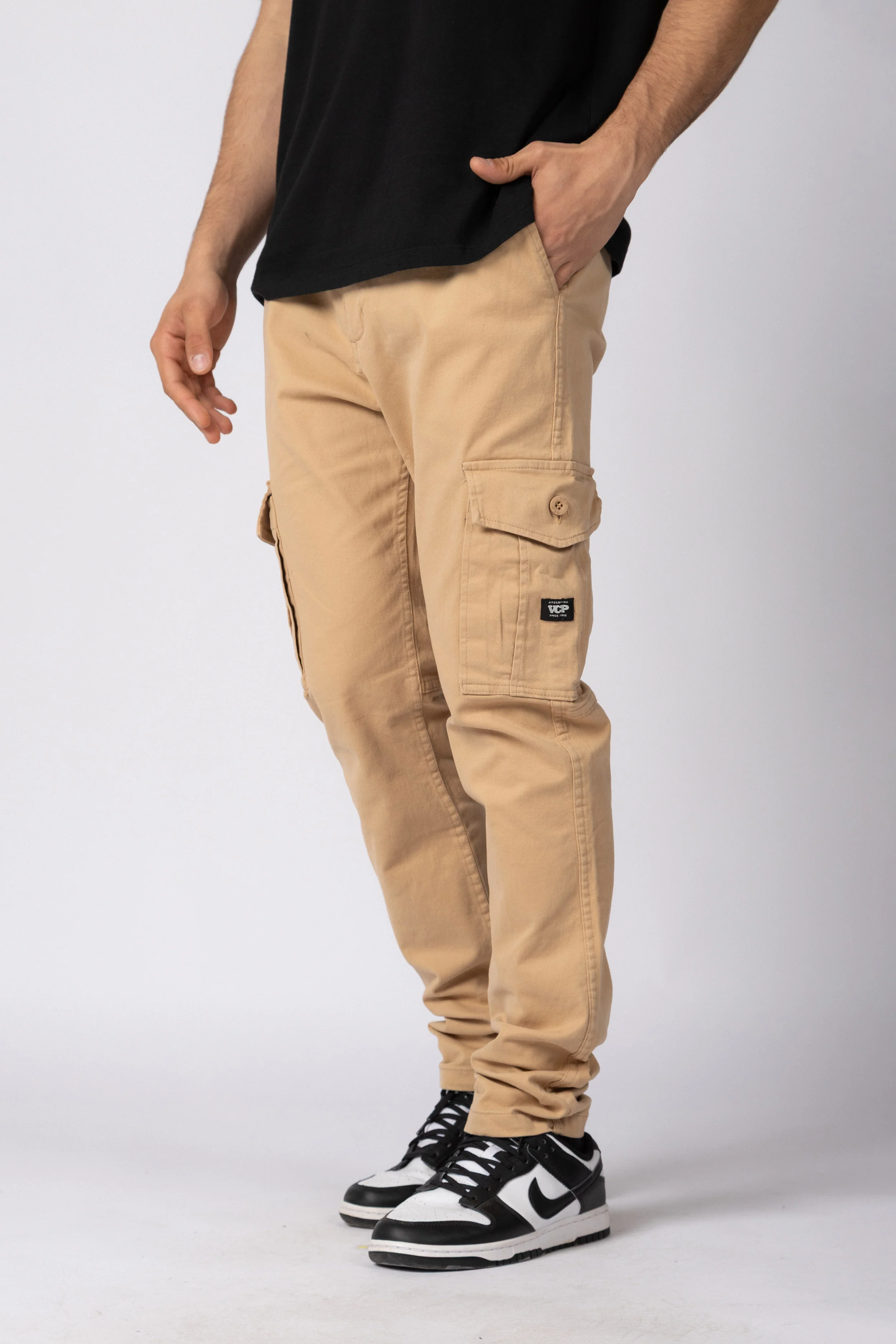Pantalón Cargo Trail Beige - Image 3