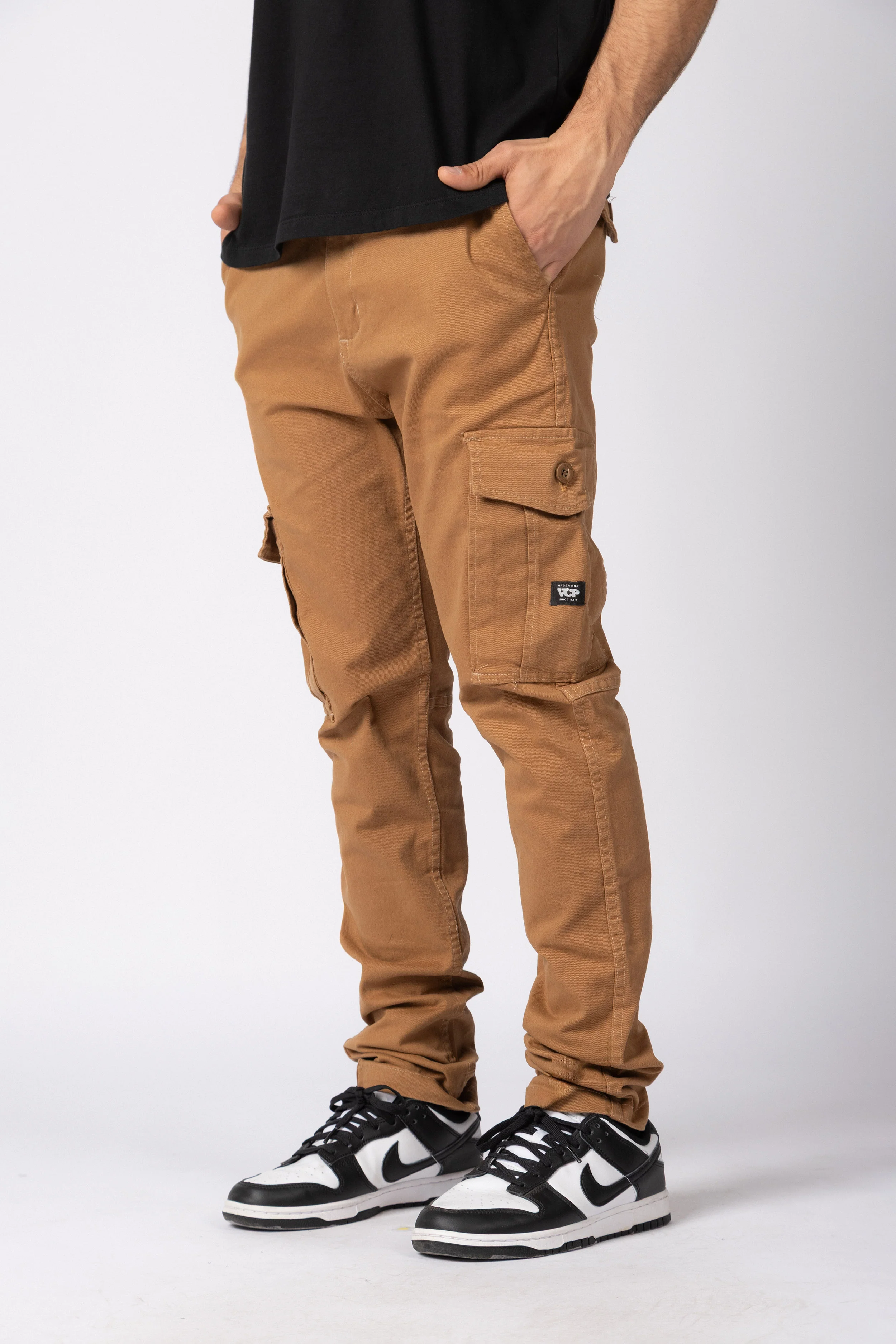 Pantalón Cargo Trail Camel - Image 3