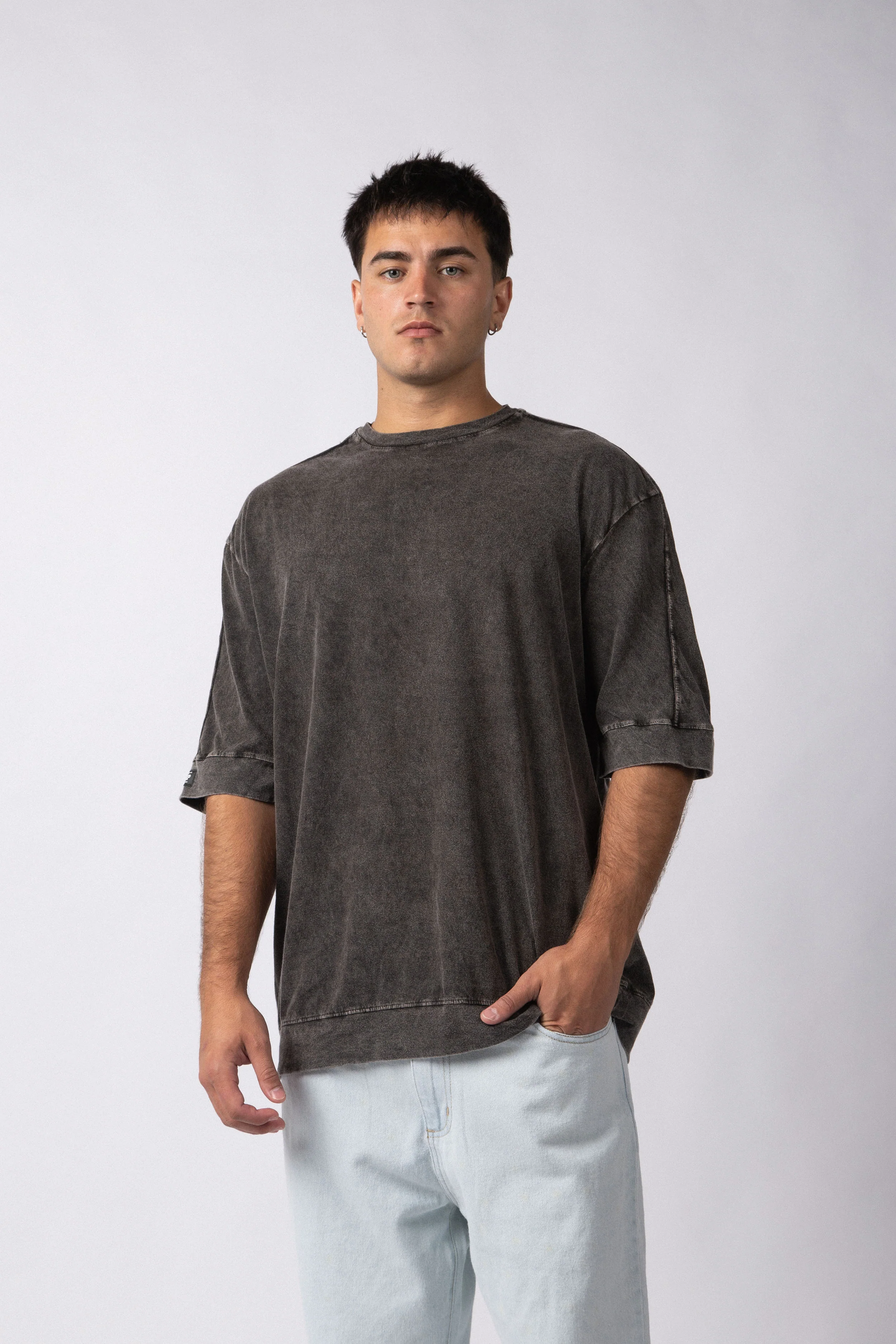 Remera Over Vorn Negra